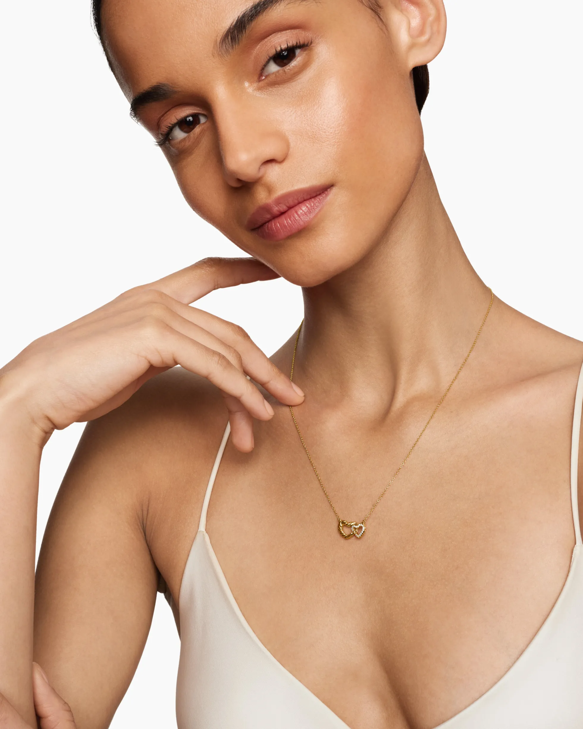 Cable Collectibles® Interlocking Heart Necklace 18K Yellow Gold with Diamonds, 20.6mm