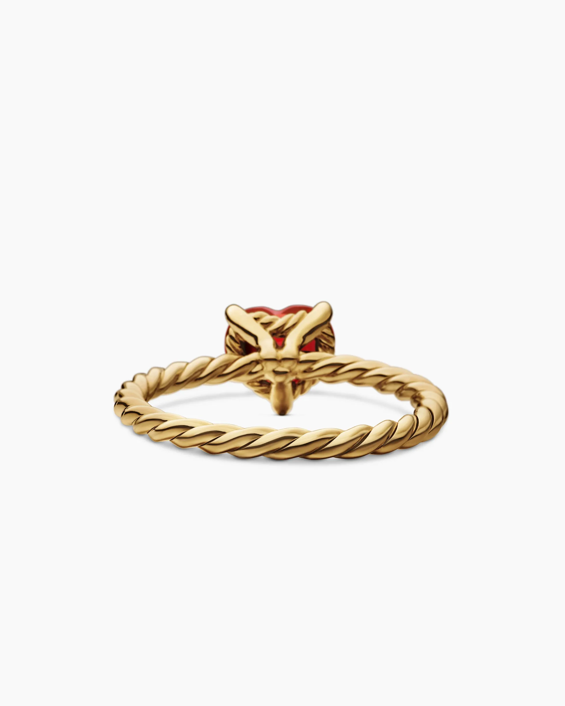 Chatelaine® Heart Ring 18K Yellow Gold with Garnet, 7mm