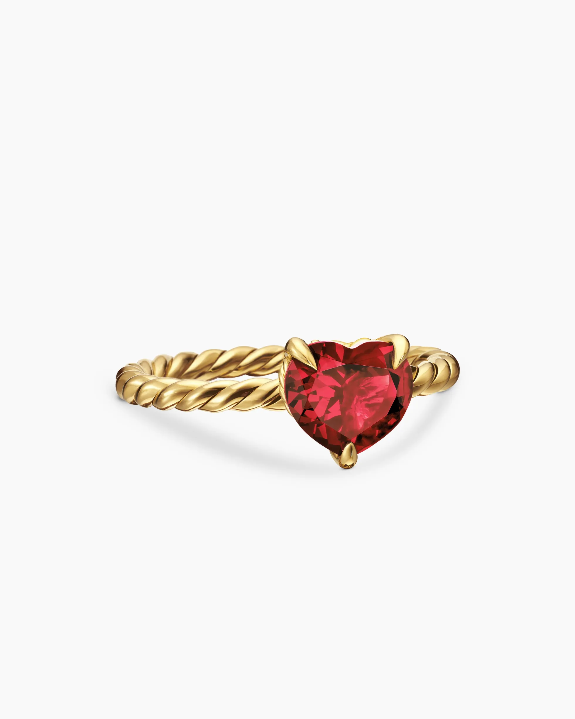 Chatelaine® Heart Ring 18K Yellow Gold with Garnet, 7mm