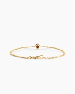 Chatelaine® Teen Bracelet 18K Yellow Gold with Garnet, 4mm