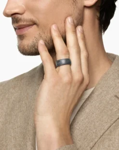 Chevron Band Ring Anthracite Titanium, 10mm