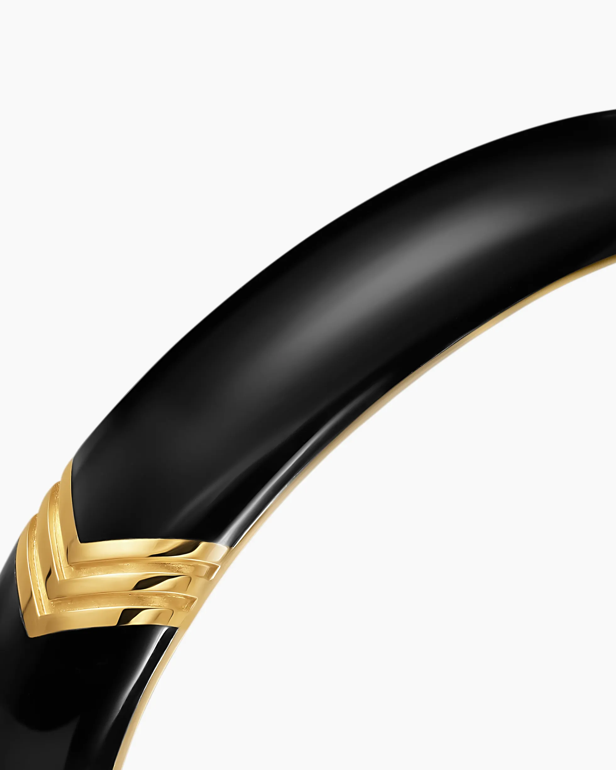 Chevron Bold Cuff Bracelet 18K Yellow Gold with Black Onyx, 12mm