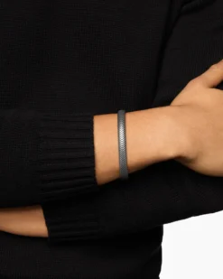 Chevron Cuff Bracelet Anthracite Titanium, 8mm