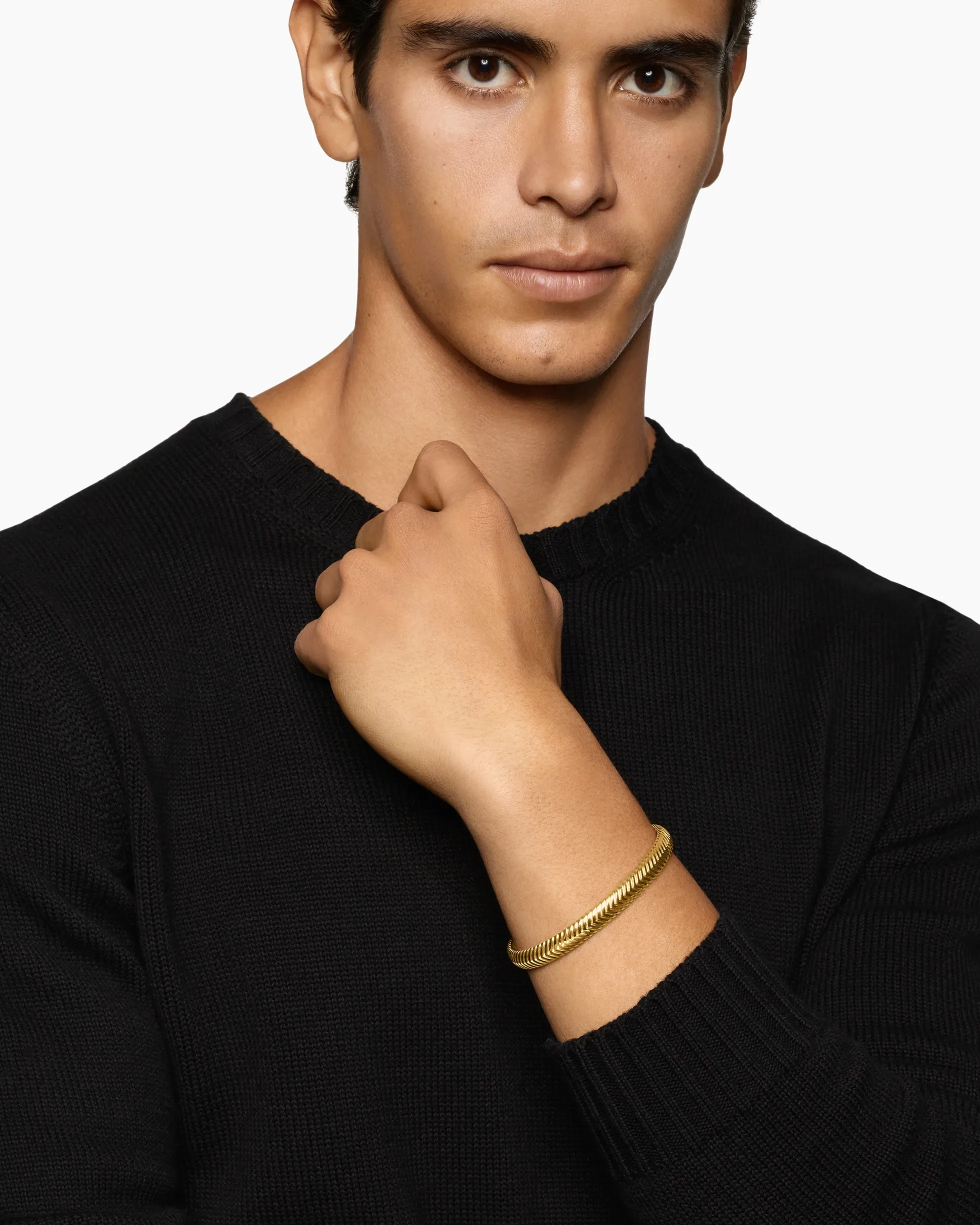 Chevron Cuff Bracelet 18K Yellow Gold, 8mm
