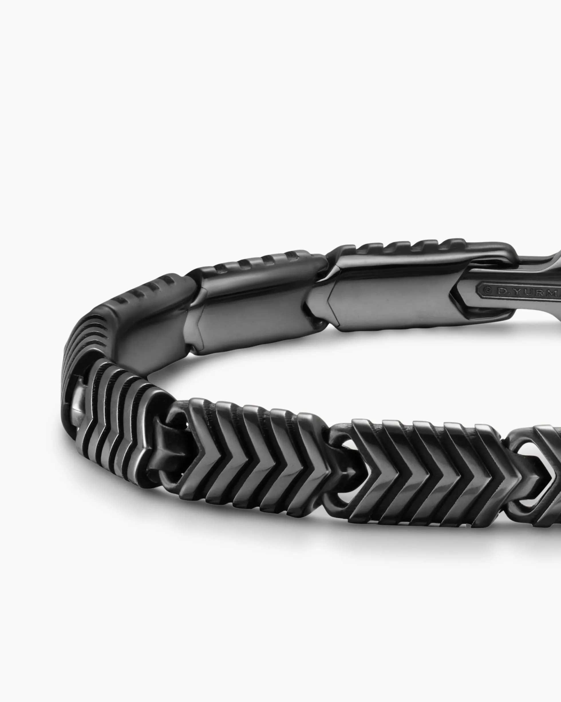 Chevron Link Bracelet Black Titanium, 7.6mm