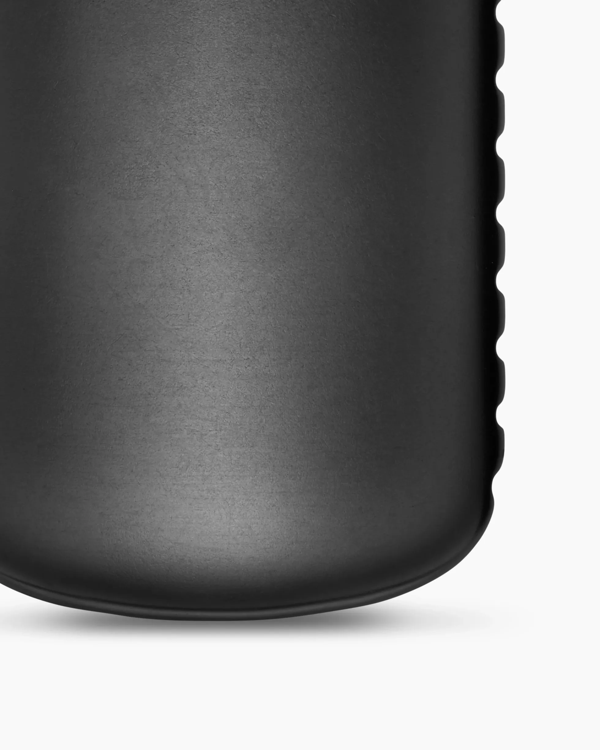 Chevron Tag Black Titanium, 34mm