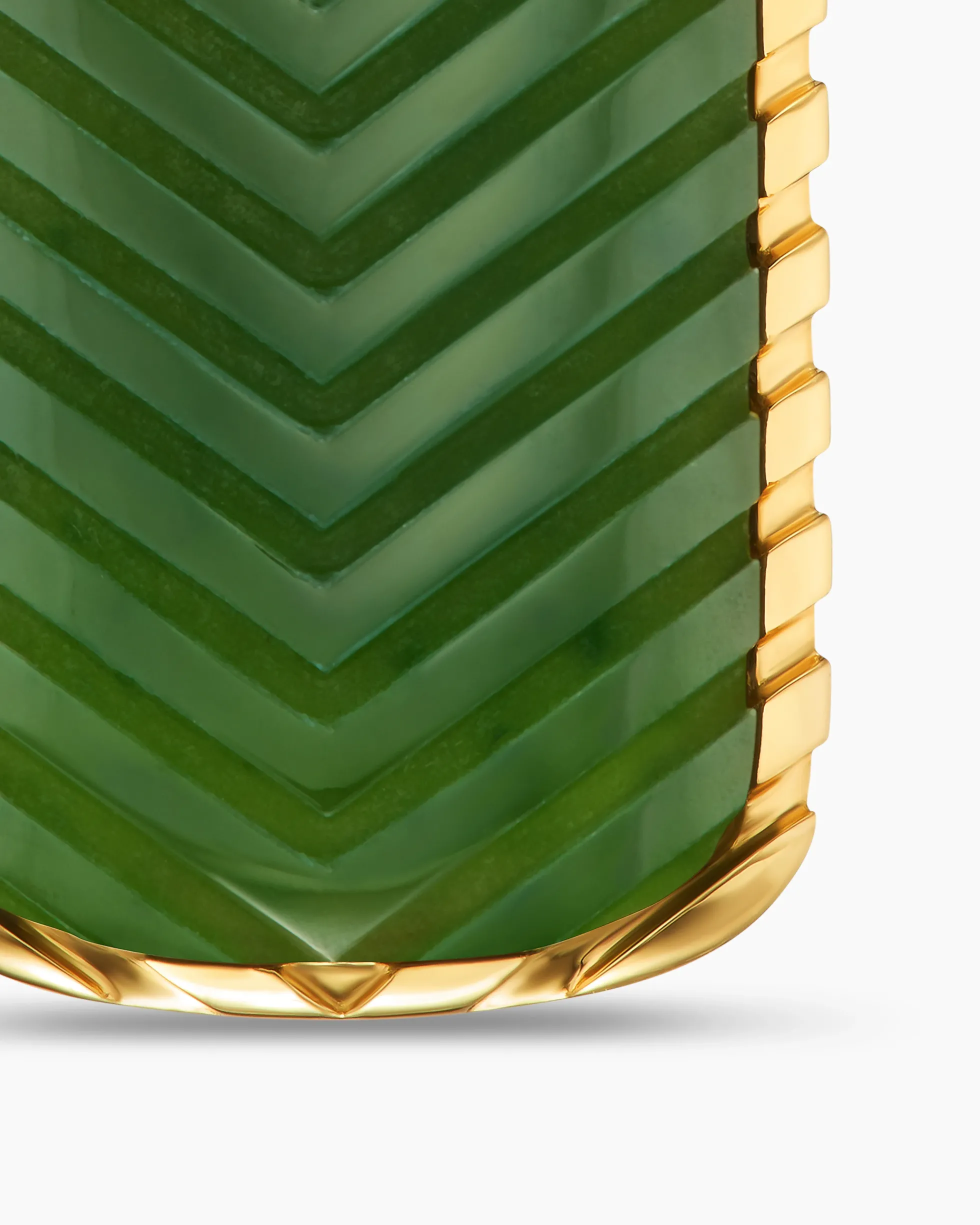 Chevron Tag 18K Yellow Gold with Nephrite Jade, 27mm
