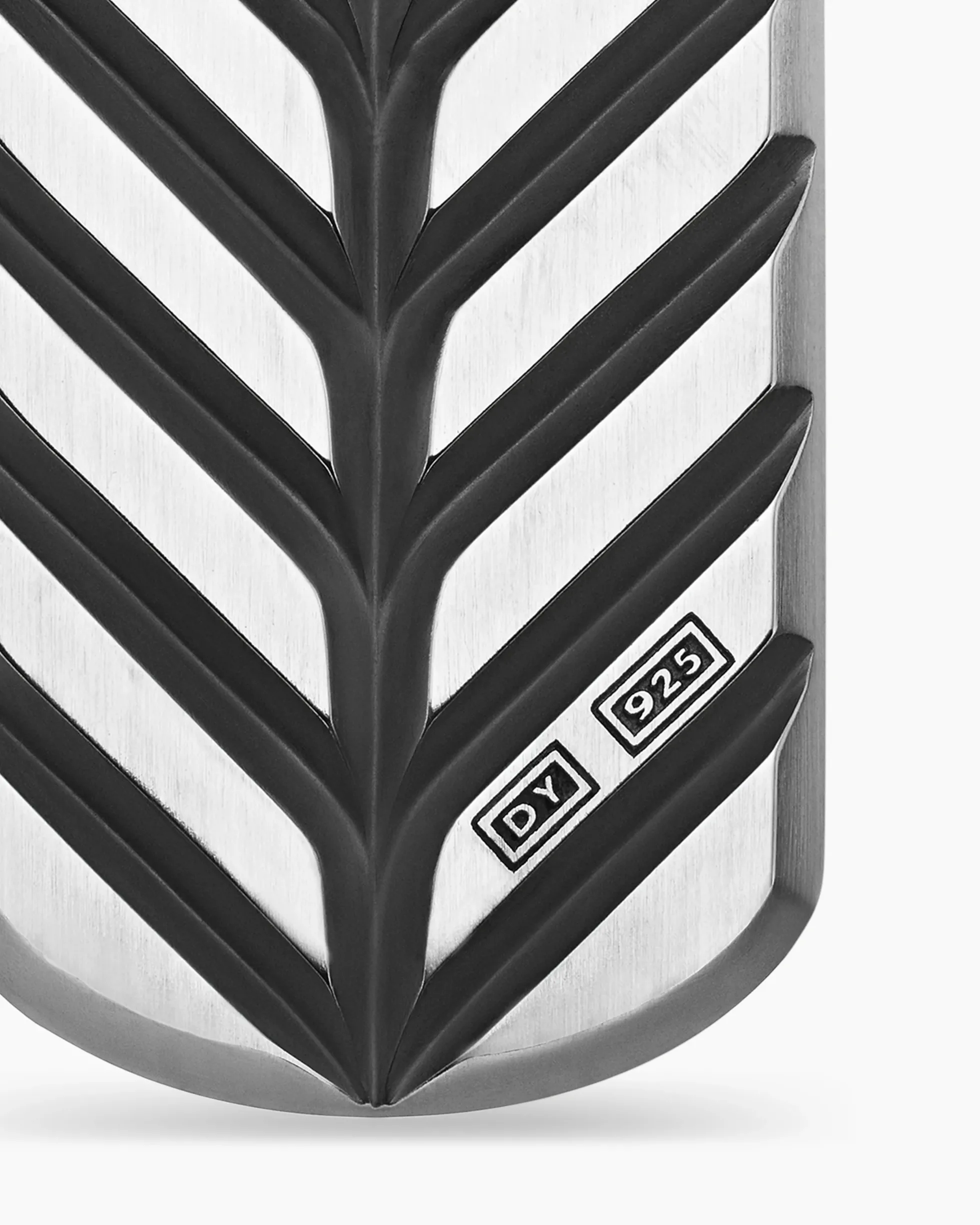 Chevron Tag Sterling Silver, 35mm