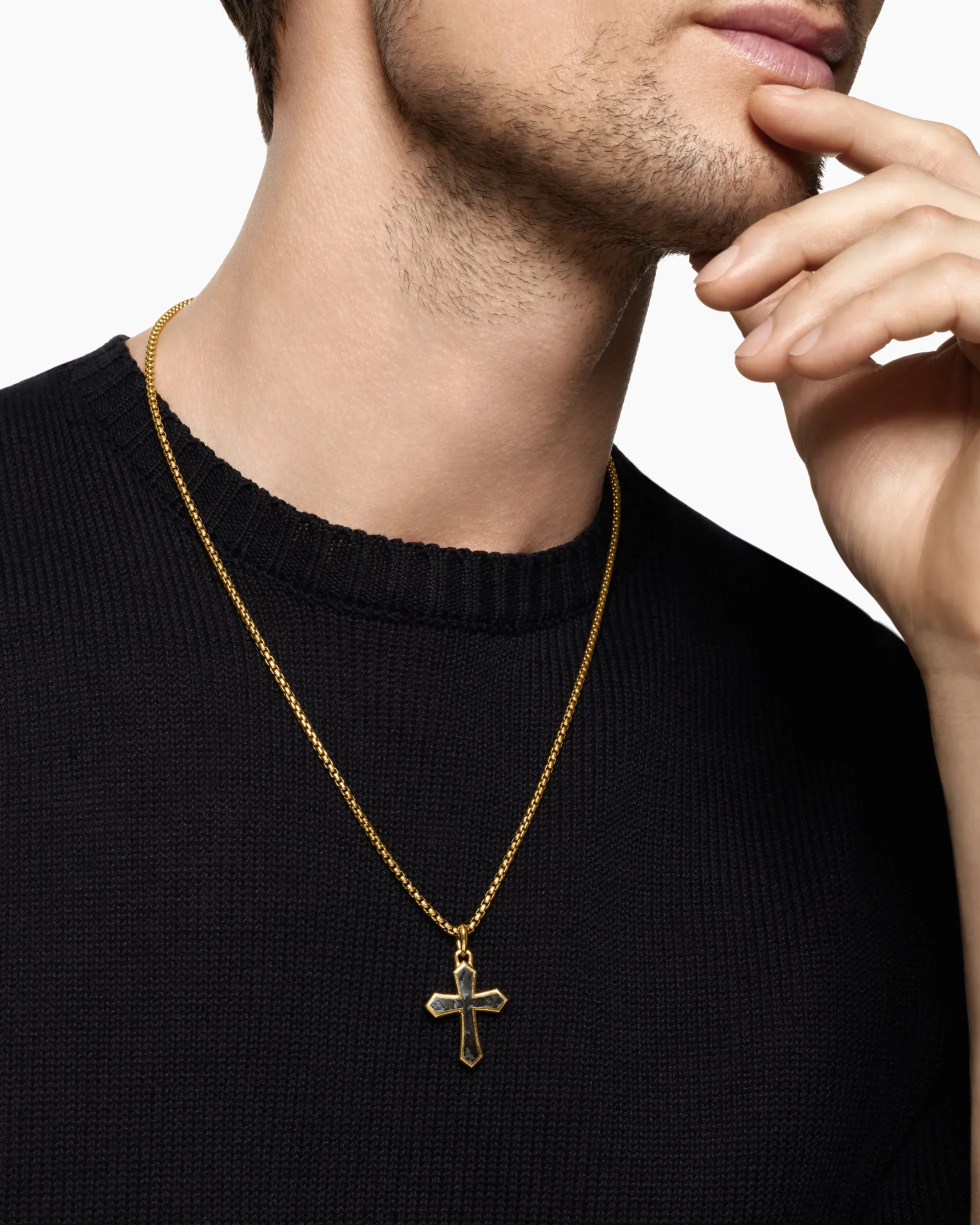 Cross Amulet 18K Yellow Gold with Forged Carbon, 28mm