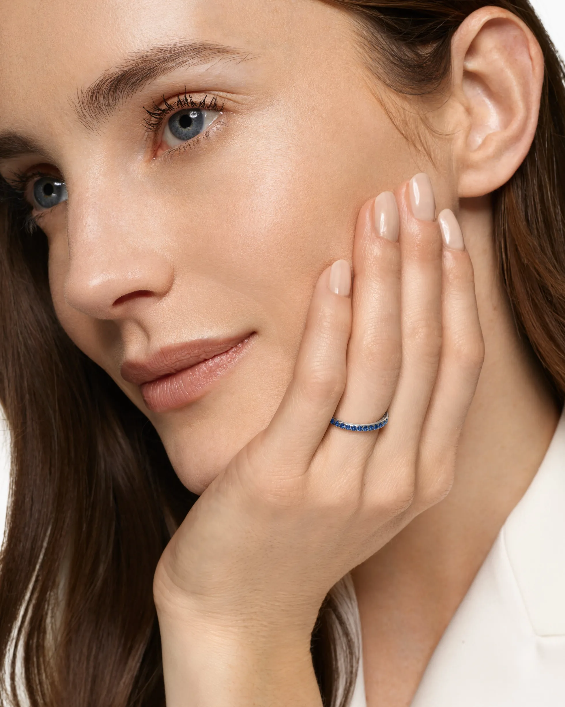 DY Eden Band Ring Platinum with Sapphires, 2.2mm