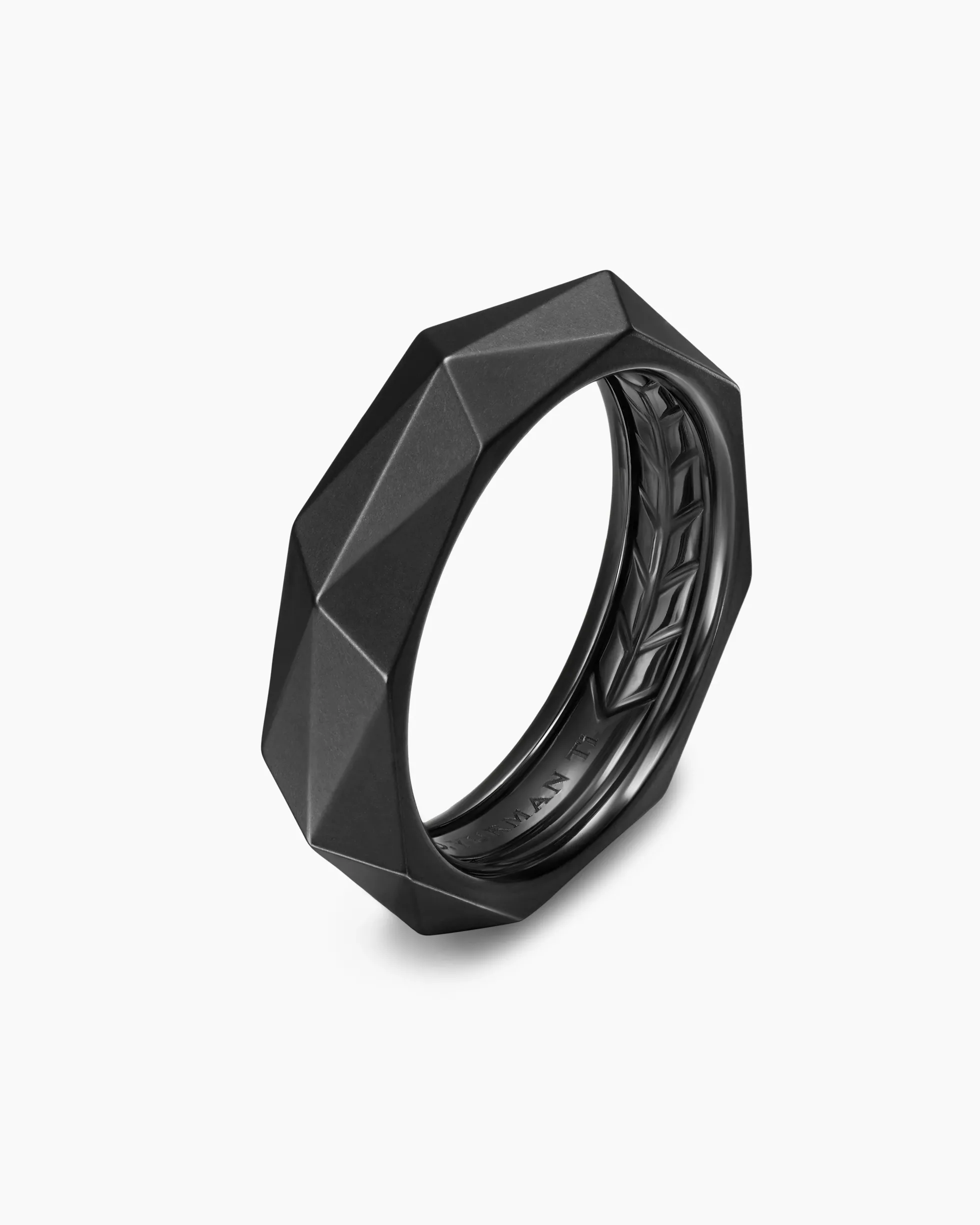 Faceted Band Ring Black Titanium, 6.2mm