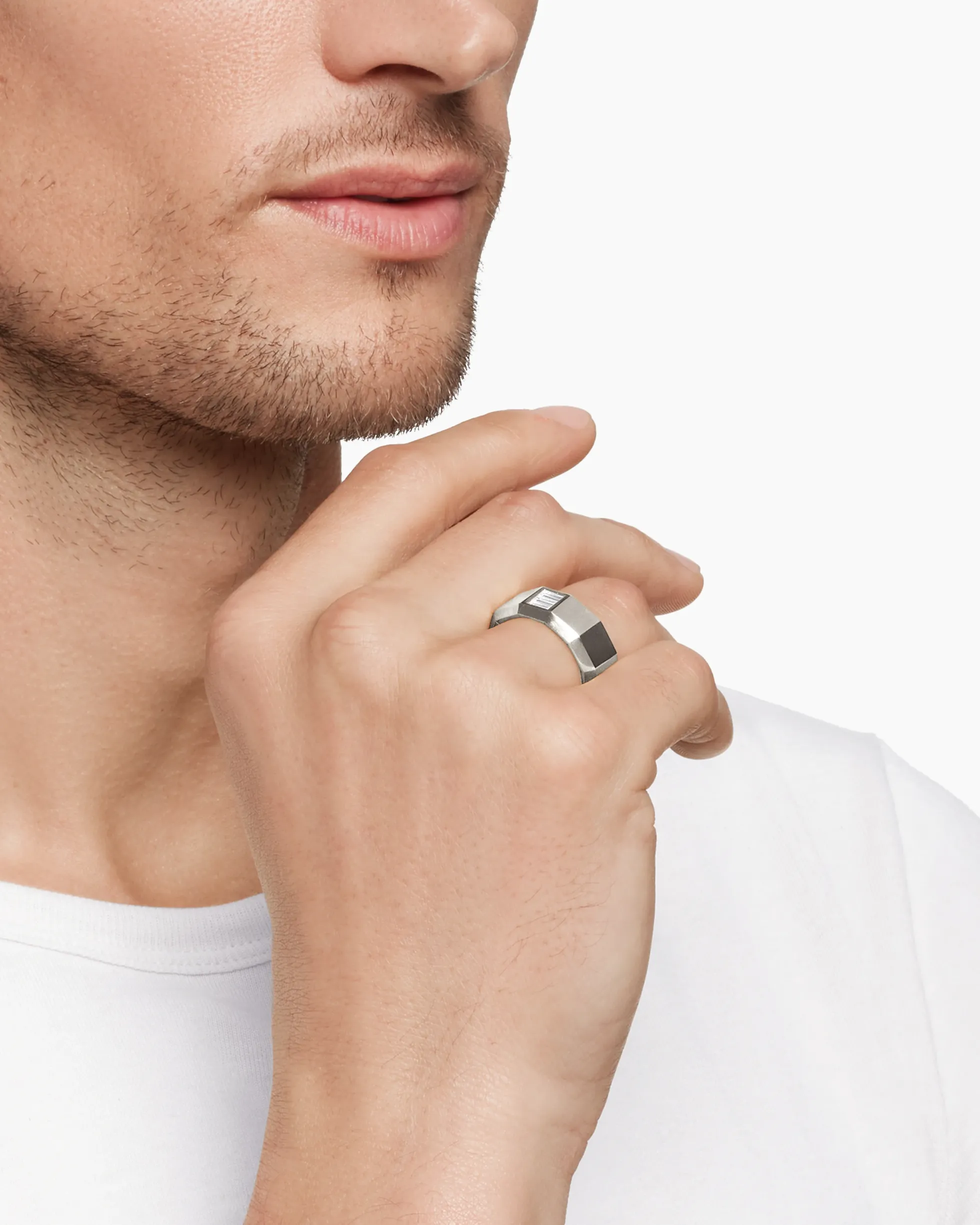 Faceted Band Ring 18K White Gold with Center Diamond, 10mm