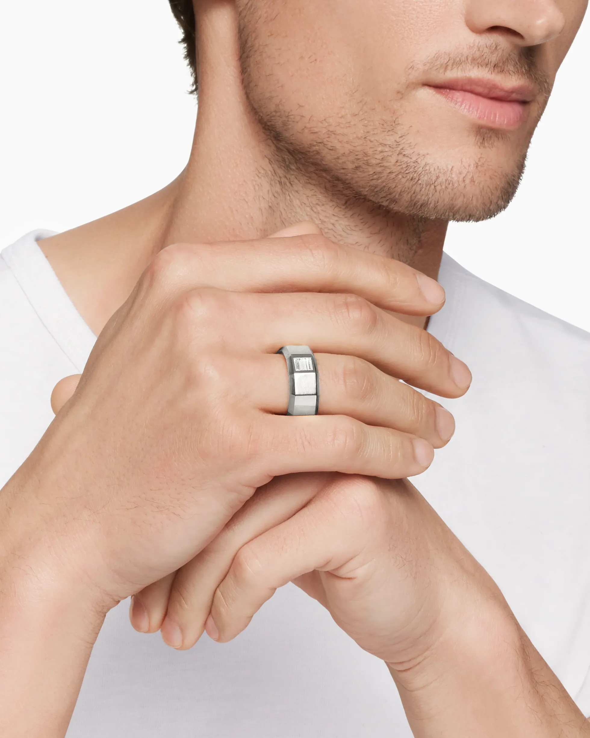 Faceted Band Ring 18K White Gold with Center Diamond, 10mm