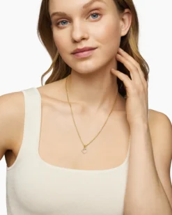 Heart Amulet 18K Yellow Gold with Diamonds, 11mm