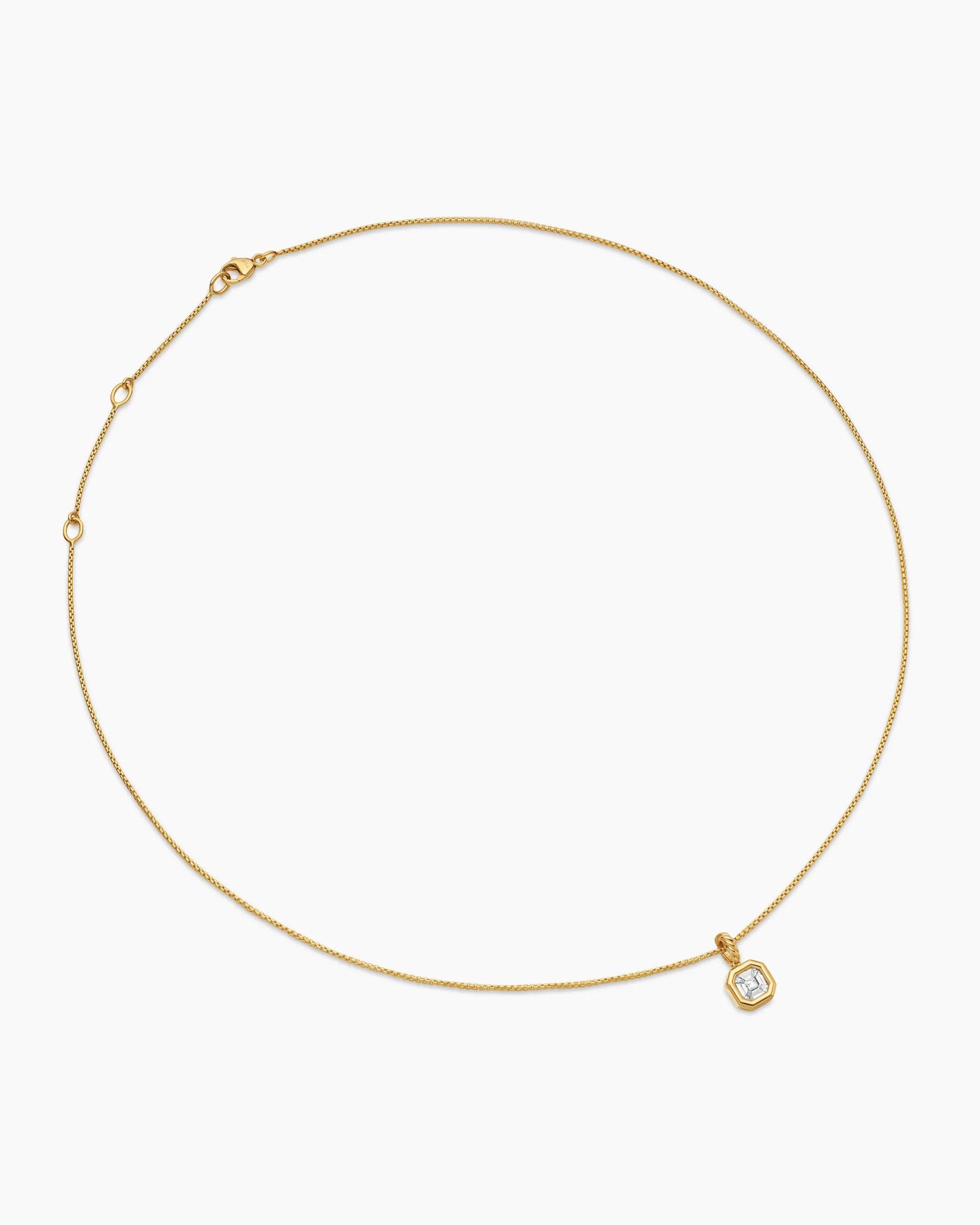 Illusion Set Drop Necklace 18K Yellow Gold with Diamond, 7.7mm