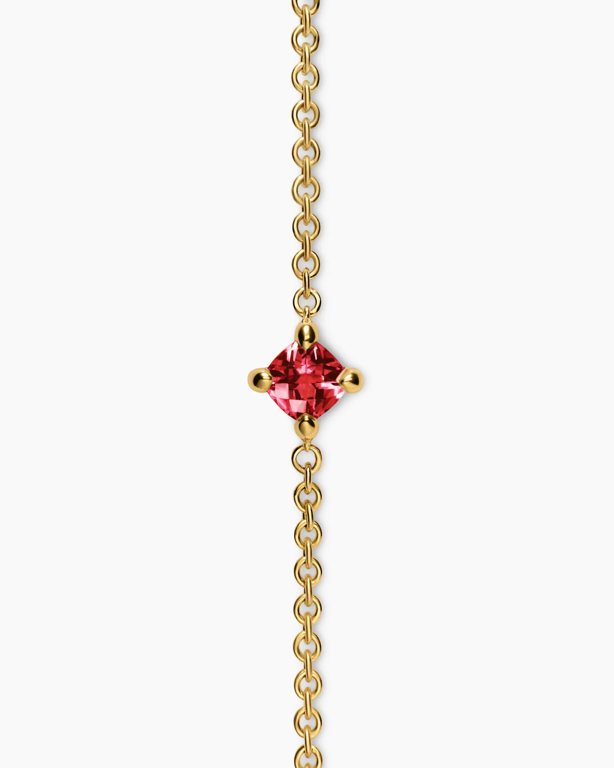 Micro Chatelaine® Chain Bracelet 18K Yellow Gold with Garnet, 4mm