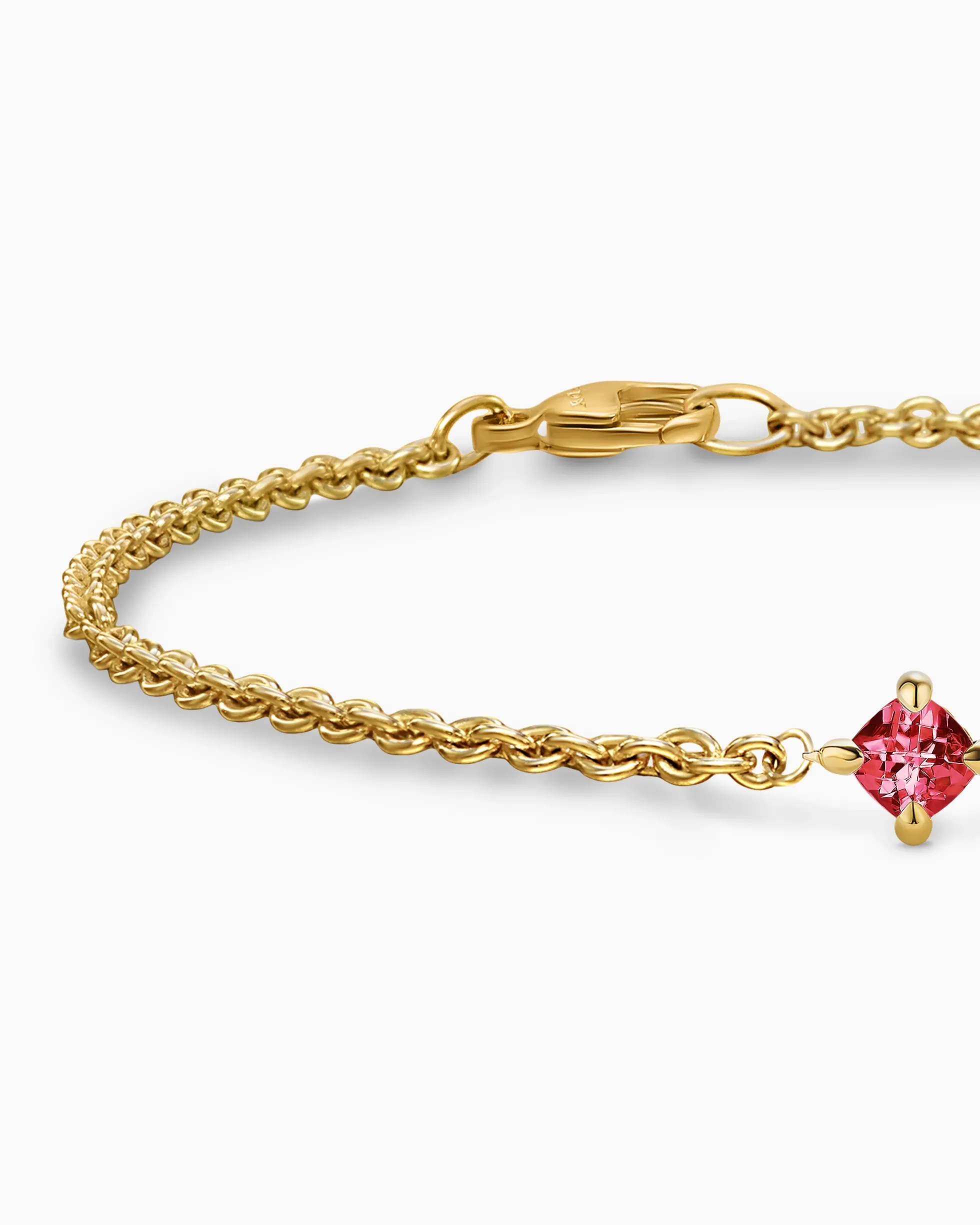 Micro Chatelaine® Chain Bracelet 18K Yellow Gold with Garnet, 4mm