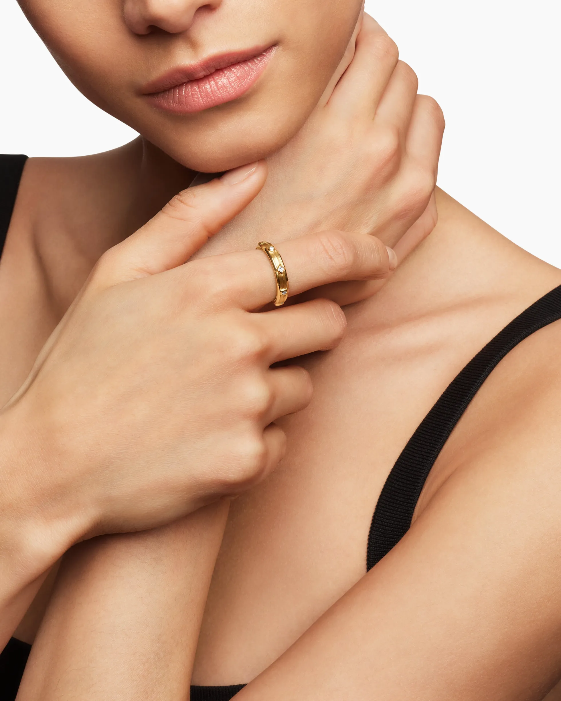 Modern Renaissance® Band Ring 18K Yellow Gold with Diamonds, 4mm