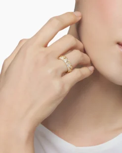 Modern Renaissance® Band Ring 18K Yellow Gold with Diamonds, 6.6mm
