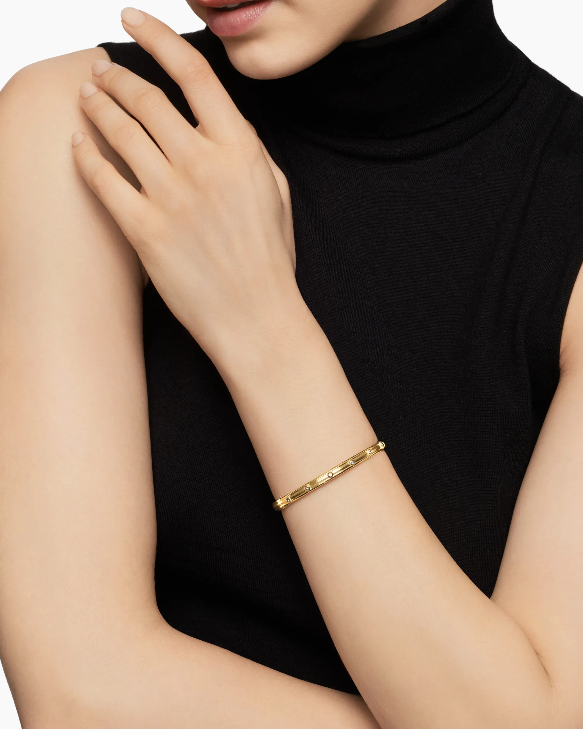 Modern Renaissance® Bangle Bracelet 18K Yellow Gold with Diamonds, 4.5mm