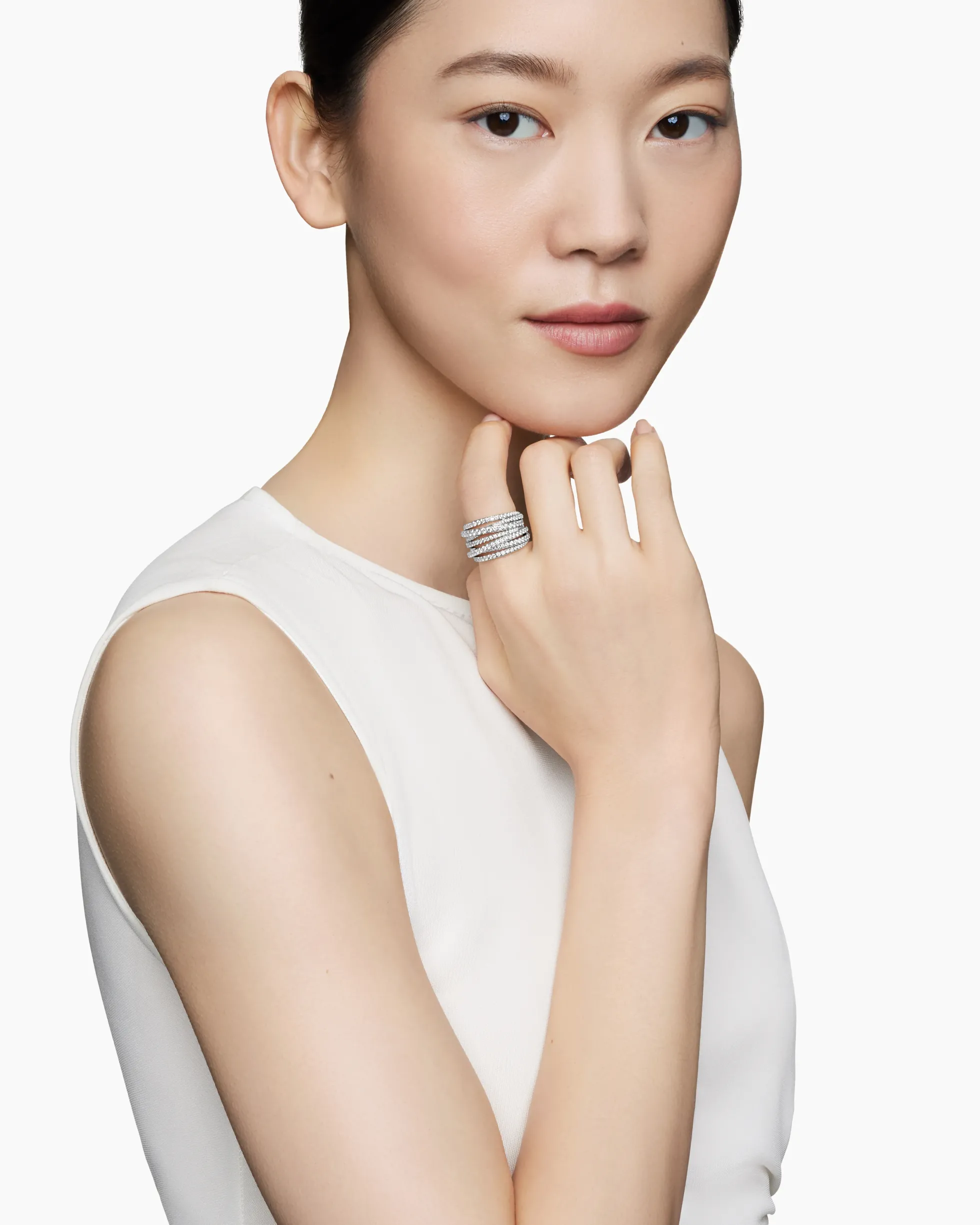 Pavé Crossover Ring 18K White Gold with Diamonds, 16mm