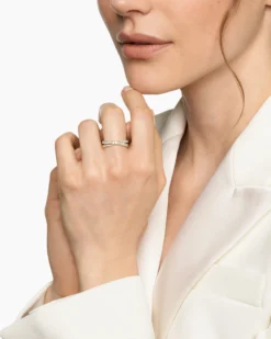 Pavé Crossover Ring 18K Yellow Gold with Diamonds, 6mm