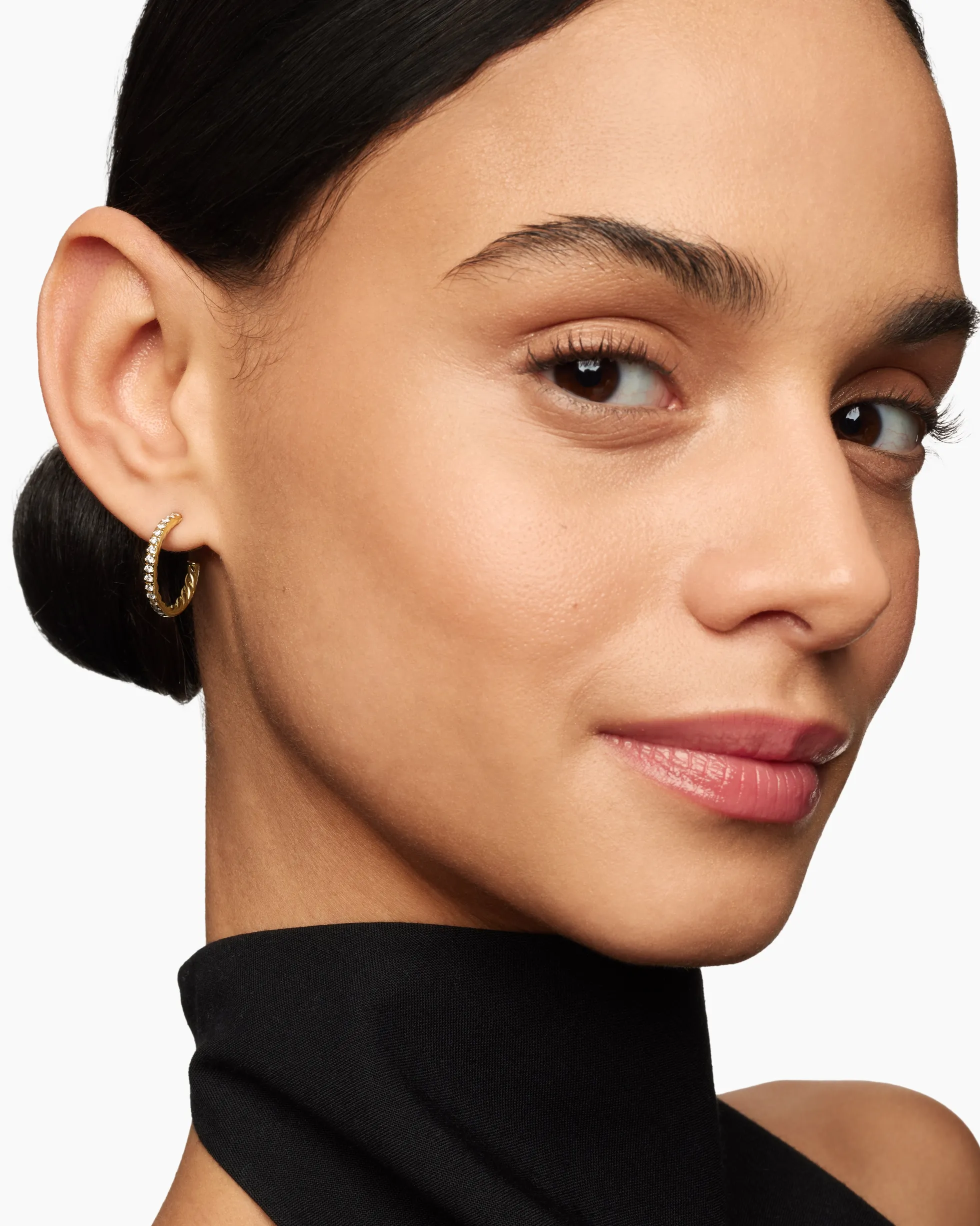 Pavé Hoop Earrings 18K Yellow Gold with Diamonds, 19mm