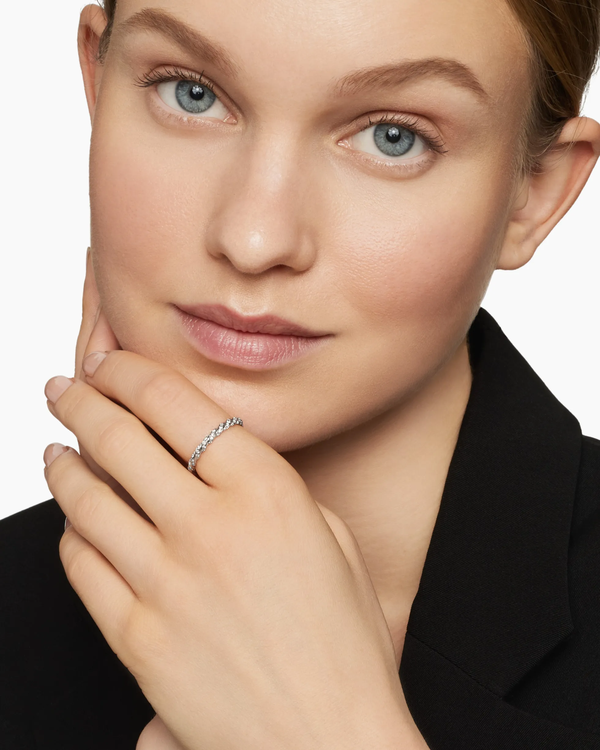 Pavé Petite Band Ring 18K White Gold with Diamonds, 2.8mm