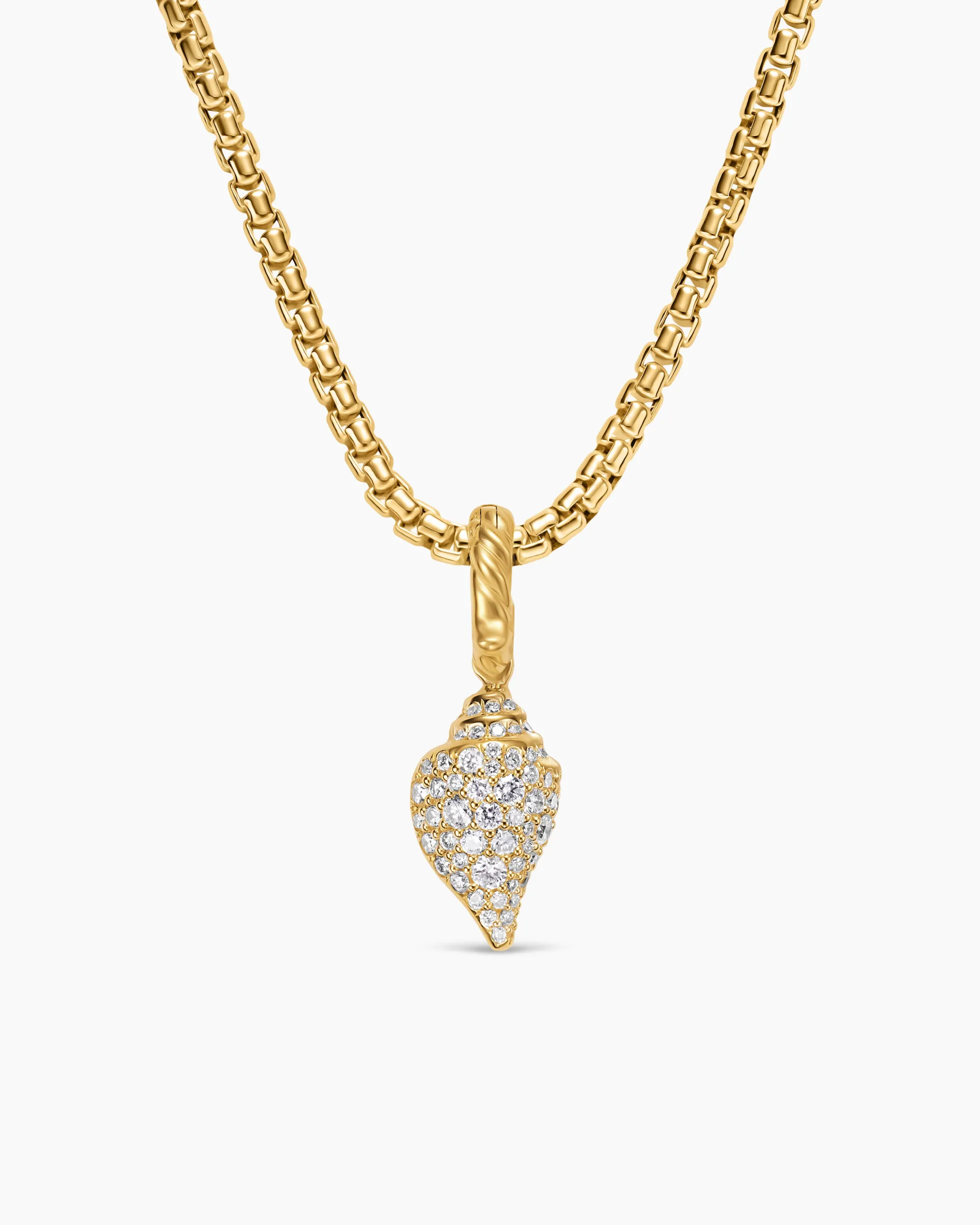 Pavé Shell Amulet 18K Yellow Gold with Diamonds, 12.8mm