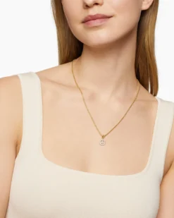 Peace Sign Amulet 18K Yellow Gold with Diamonds, 11mm