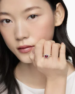 Petite Chatelaine® Pavé Bezel Ring Sterling Silver with Rhodolite Garnet and Diamonds, 7mm