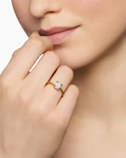Petite Chatelaine® Ring 18K Yellow Gold with Pavé Diamonds, 7mm