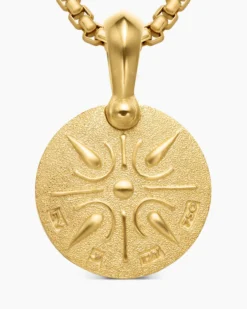 Petrvs® Lion Amulet 18K Yellow Gold, 19.3mm