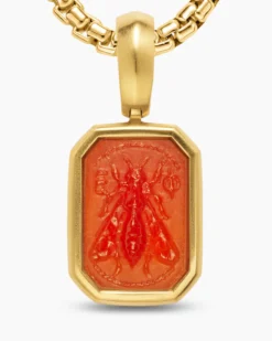 Petrvs® Petite Bee Amulet 18K Yellow Gold with Carnelian, 12.8mm