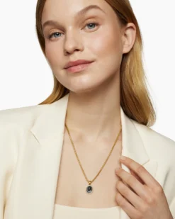 Petrvs® Scarab Amulet 18K Yellow Gold with Black Mother of Pearl and Diamonds, 16.3mm