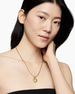 Pisces Amulet 18K Yellow Gold with Diamonds, 19mm