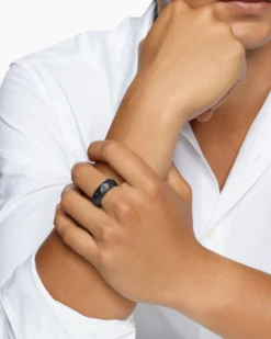 Pyramid Band Ring Black Titanium, 8mm