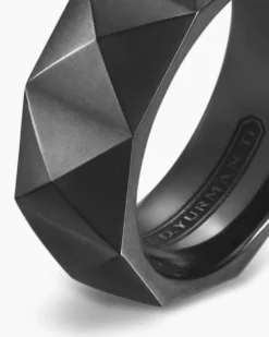 Pyramid Band Ring Black Titanium, 8mm