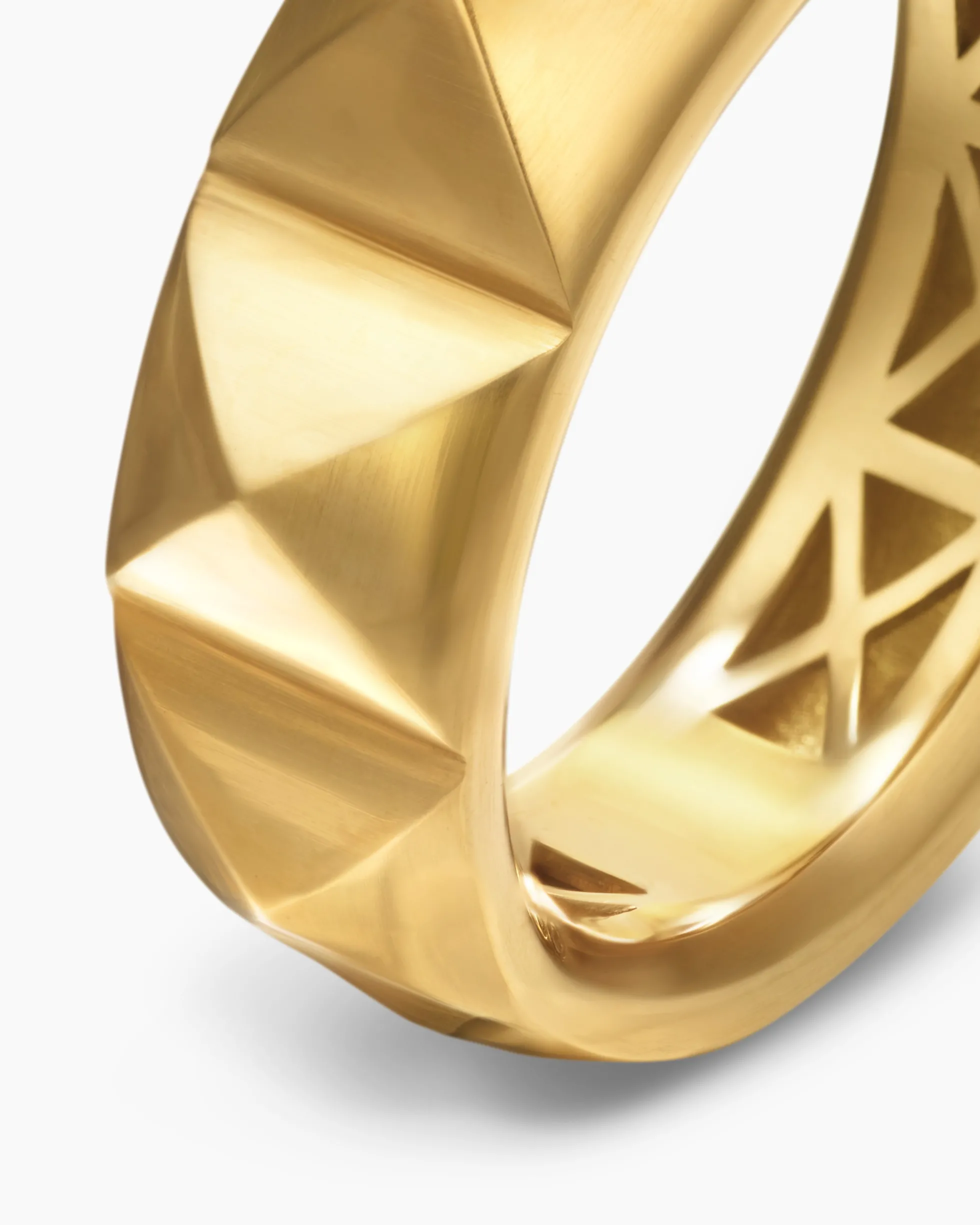 Pyramid Band Ring 18K Yellow Gold, 6.5mm