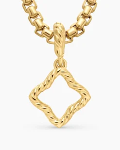 Quatrefoil Amulet 18K Yellow Gold with Diamonds, 11mm
