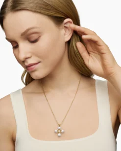 Renaissance® Pearl Pendant 18K Yellow Gold and with Pearls and Diamonds, 29.4mm