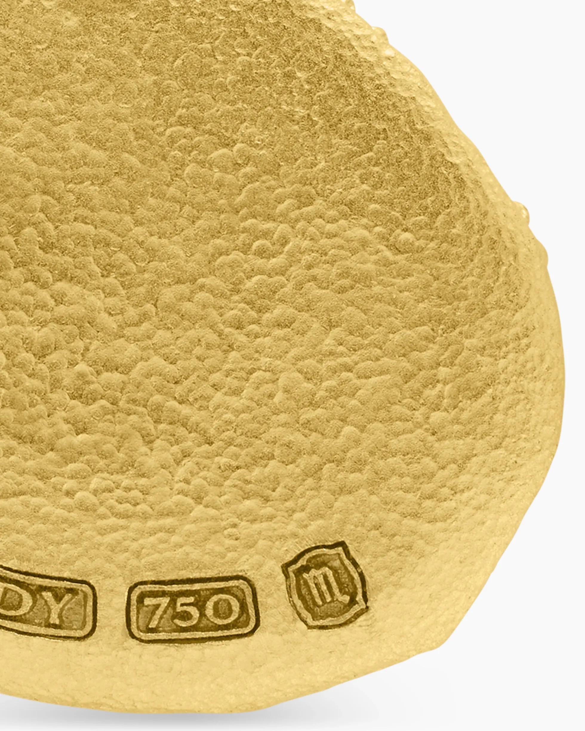 Scorpio Amulet 18K Yellow Gold, 17mm