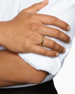Sculpted Cable Band Ring 18K Yellow Gold, 5mm