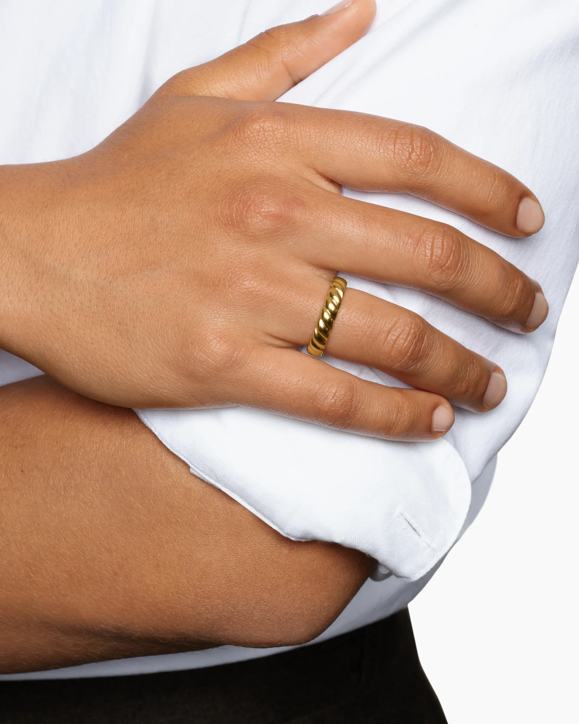 Sculpted Cable Band Ring 18K Yellow Gold, 5mm