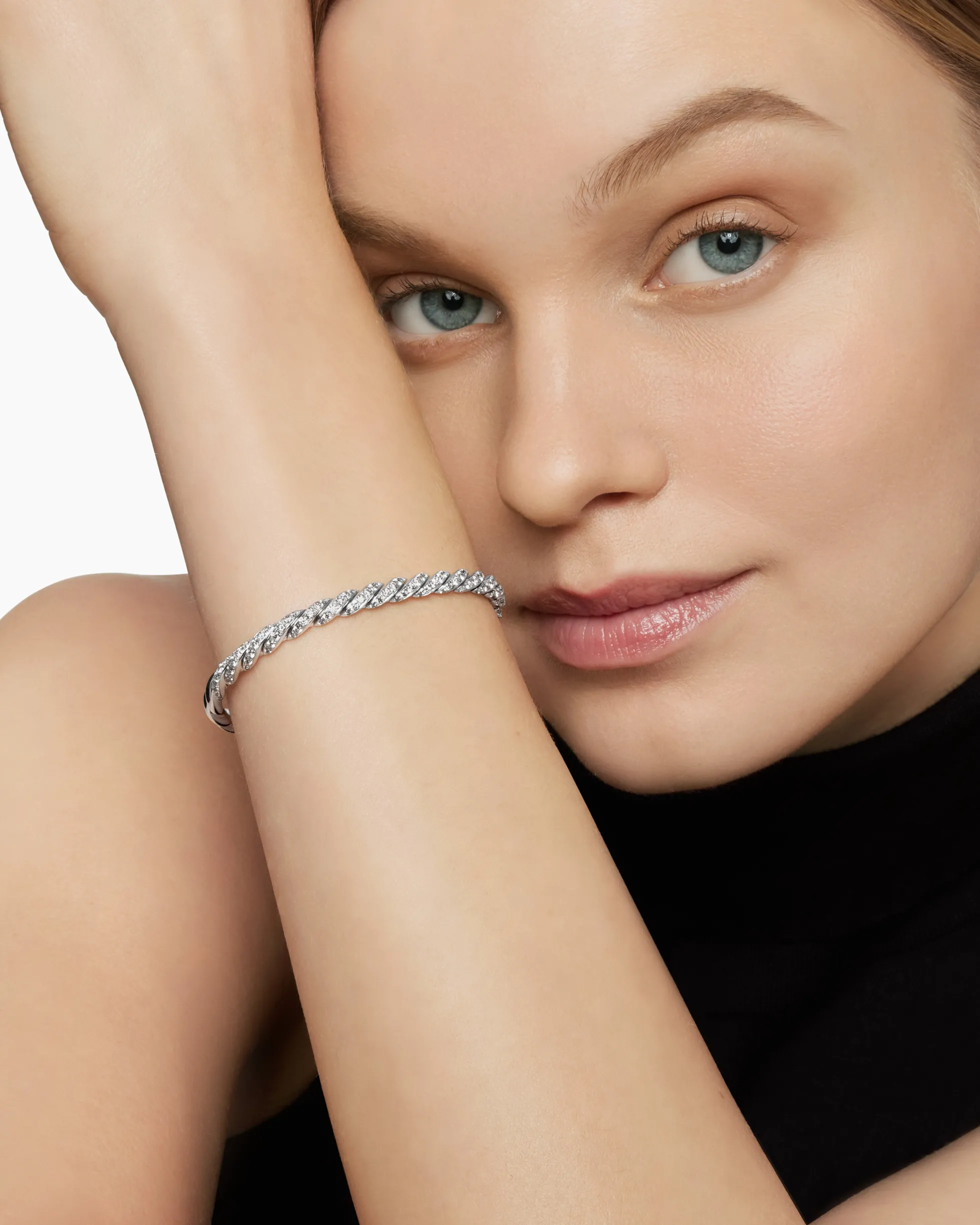 Sculpted Cable Flex Bracelet 18K White Gold with Diamonds, 5mm