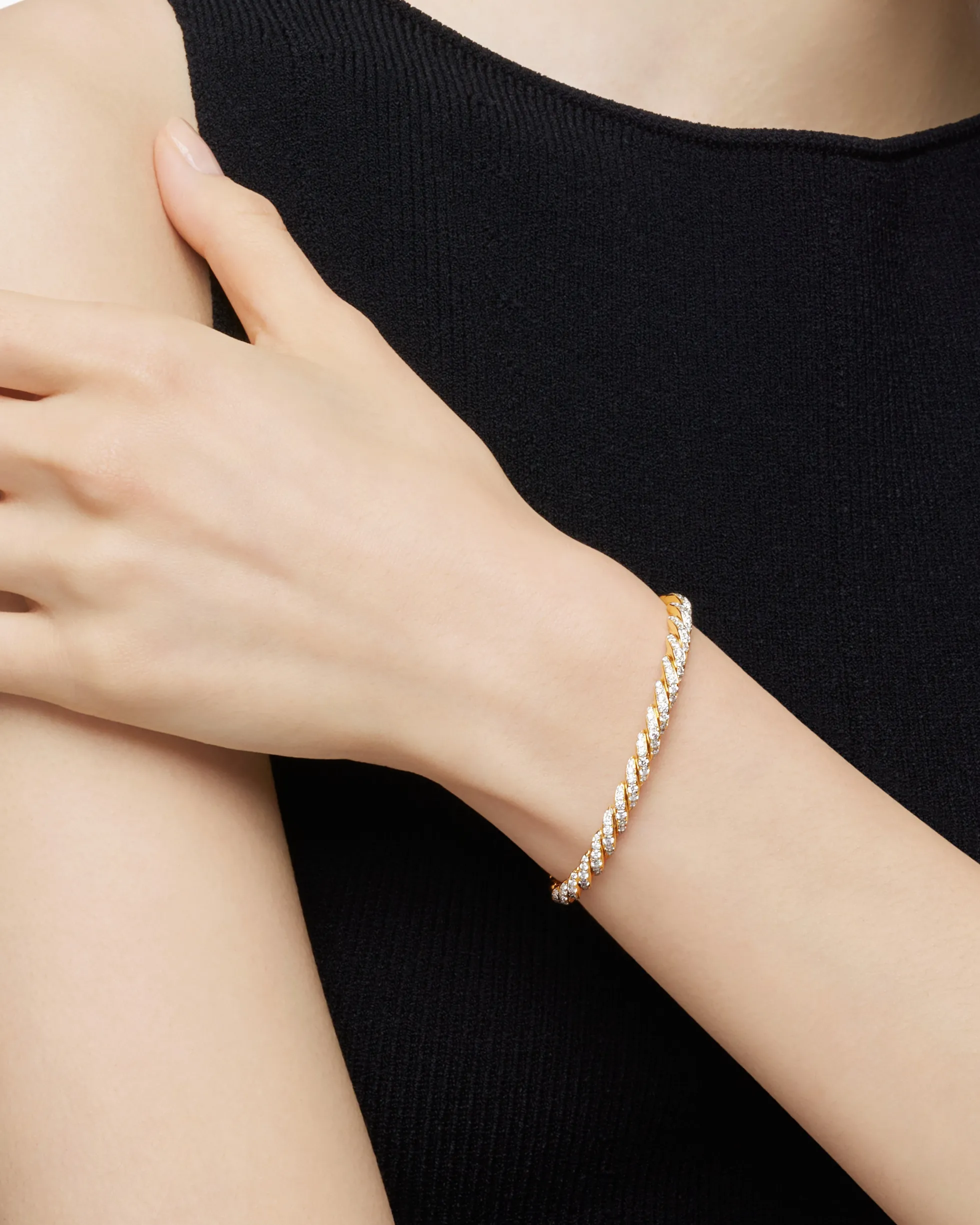 Sculpted Cable Flex Bracelet 18K Yellow Gold with Diamonds, 5mm