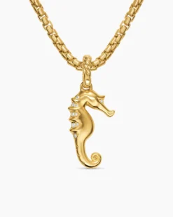 Seahorse Amulet 18K Yellow Gold with Cognac Diamonds and Diamonds, 22mm