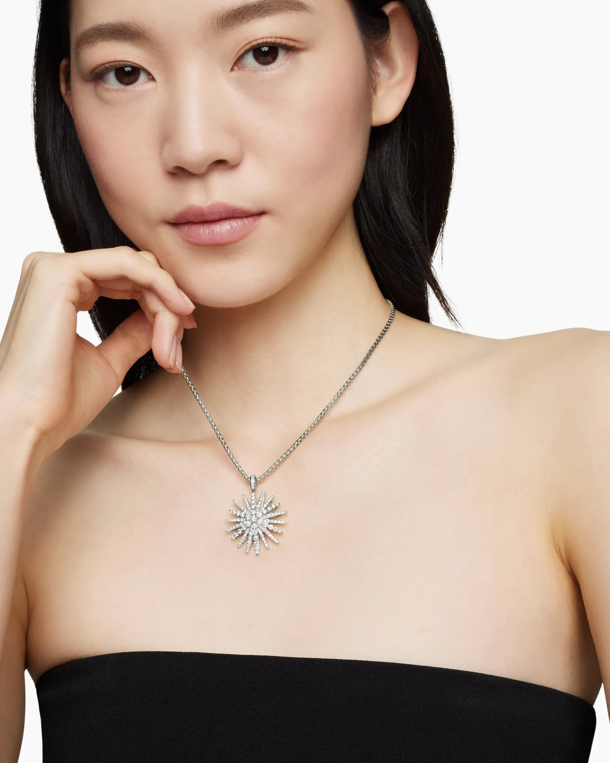 Starburst Pendant 18K White Gold with Full Pavé Diamonds, 33.7mm