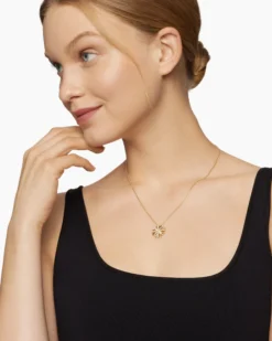 Starburst Pendant Necklace 18K Yellow Gold with Diamonds, 19mm