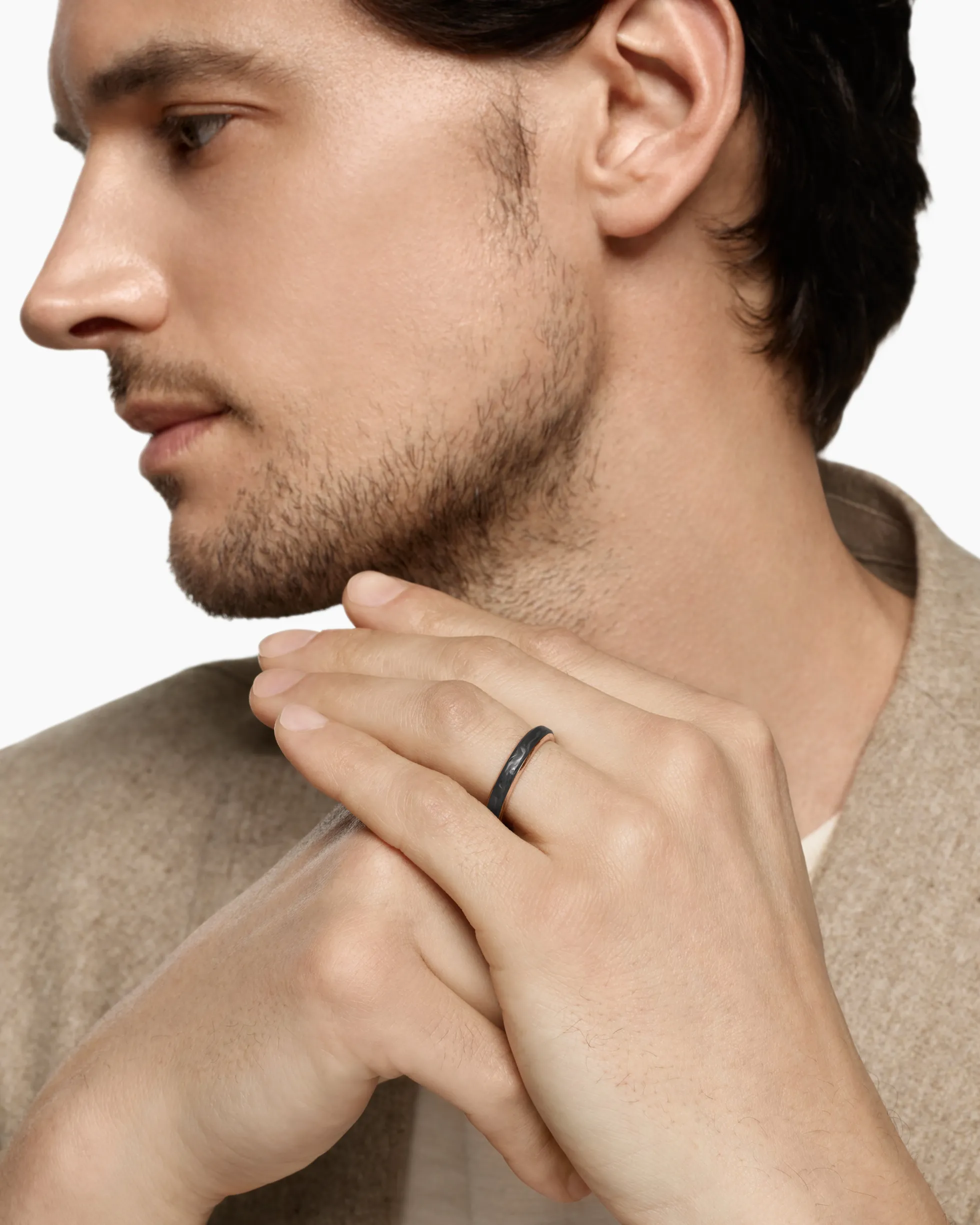 Streamline® Band Ring 18K Rose Gold with Forged Carbon, 4mm
